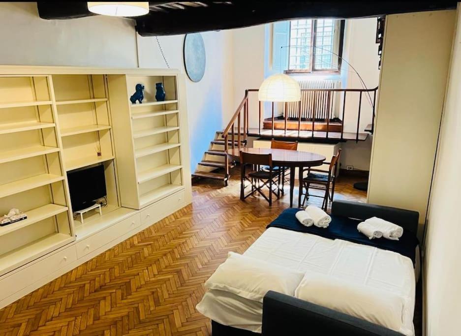 Ponte Vecchio Cozy Oltrarno Apartment フィレンツェ エクステリア 写真